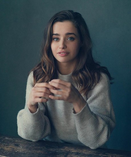 Holly Earl