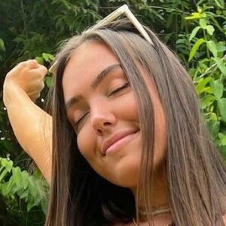 Maddie W