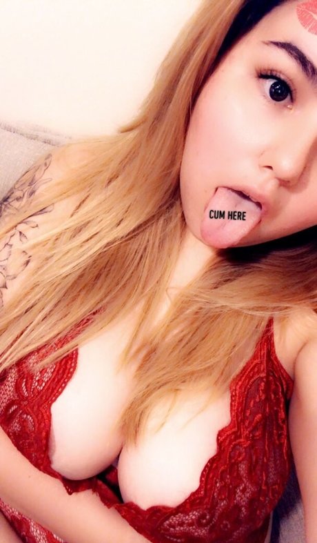 Naakte gelekte OnlyFans-foto van Babygiirl45