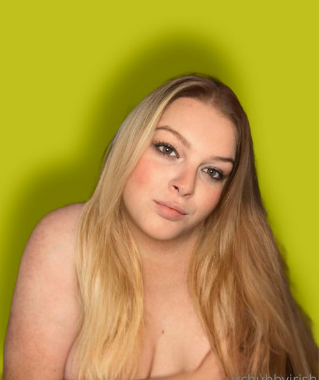Naakte gelekte OnlyFans-foto van Missbmarsh