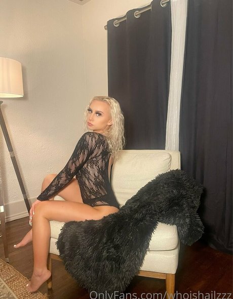 Naakte gelekte OnlyFans-foto van Whoishailzzz