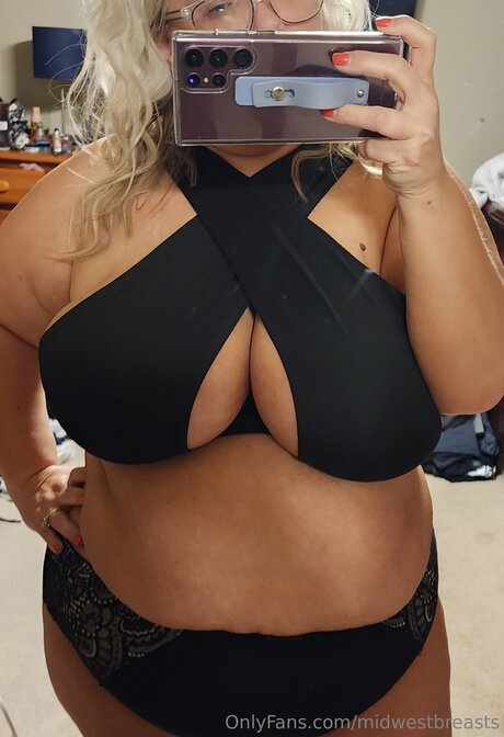 Midwestbreasts