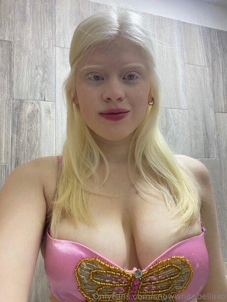 Snowwhitebellaxo