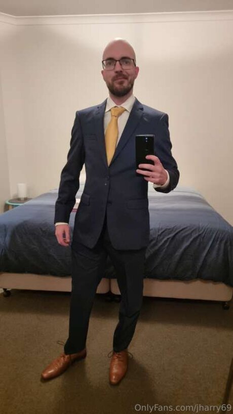 Naakte gelekte OnlyFans-foto van Harrystorm