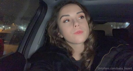 Naakte gelekte OnlyFans-foto van Baby Haze0