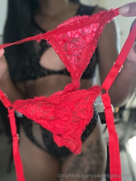 Sweetgbrunette