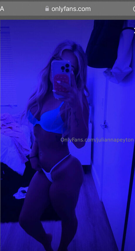 Lexii_violett