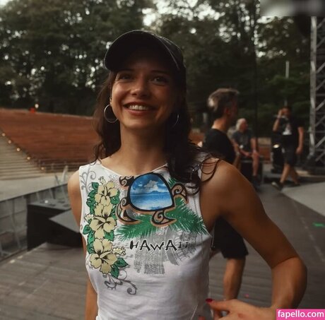 Nina Chuba