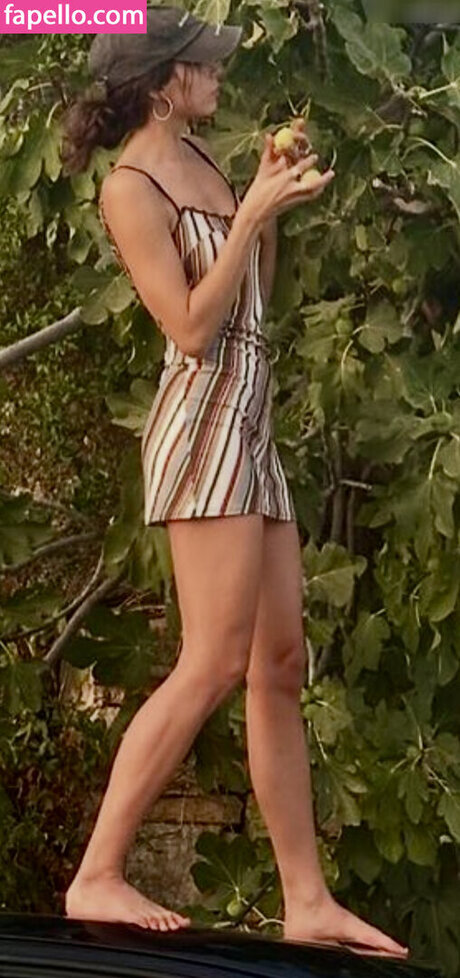 Nina Chuba