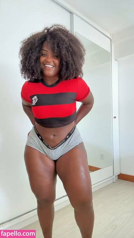 Naakte gelekte OnlyFans-foto van Yonn Galvo
