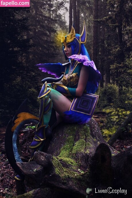 Naakte gelekte OnlyFans-foto van Valkyrie Diana