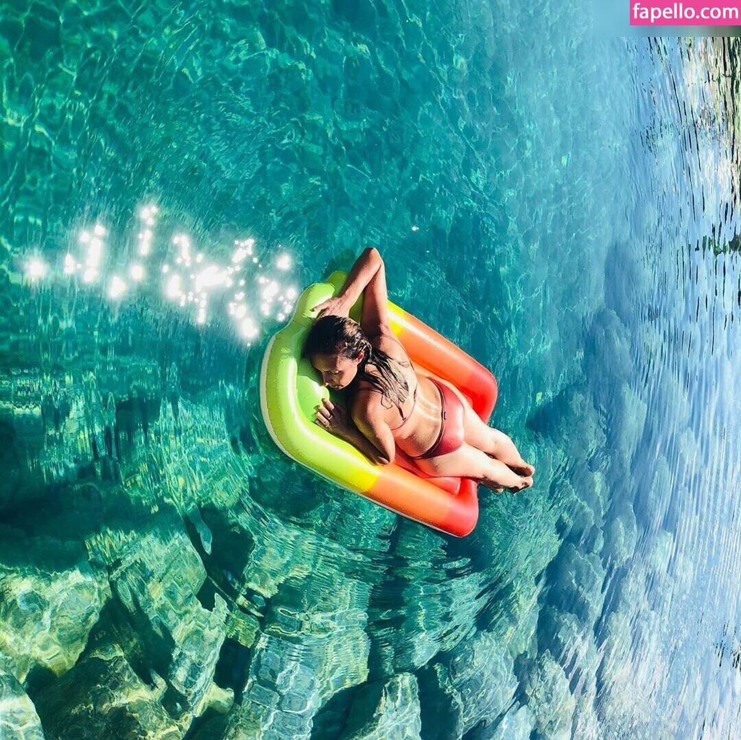 Naakte gelekte OnlyFans-foto van Roberta Bieling #18 Naakte gelekte OnlyFans-foto van Roberta Bieling #18