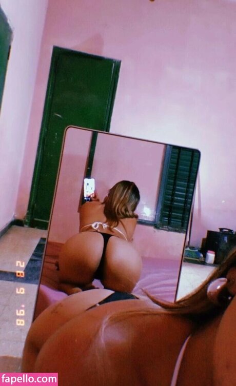 Naakte gelekte OnlyFans-foto van Milii01ok
