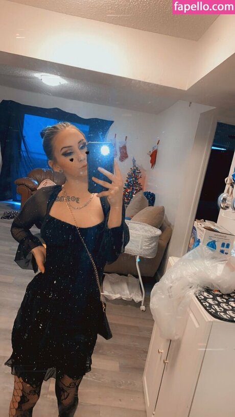 Blue_skyy21