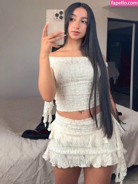 Aly_golden_
