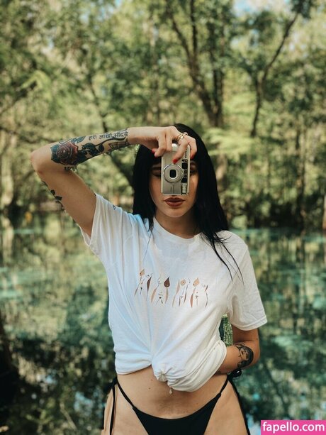 Earthdarling