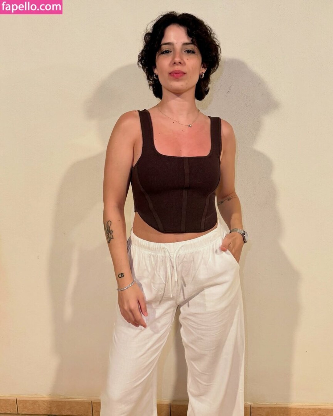 Naakte gelekte OnlyFans-foto van Viola Improda #1 Naakte gelekte OnlyFans-foto van Viola Improda #1