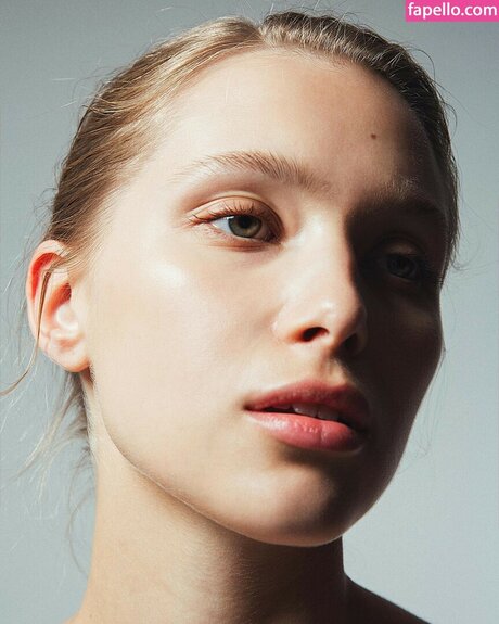 Laura Oganessian