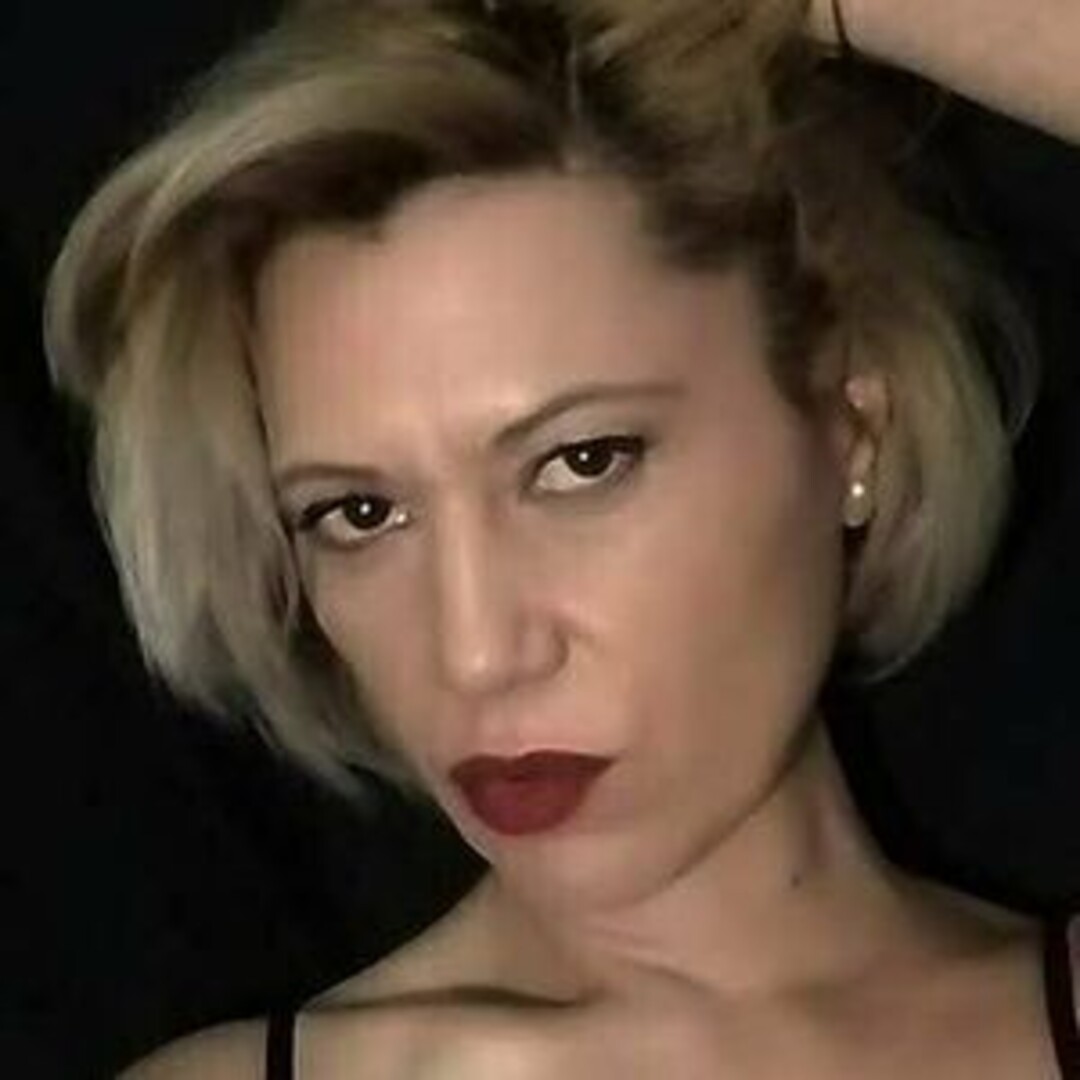 Naakte gelekte OnlyFans-foto van Virginia Draghi #4 Naakte gelekte OnlyFans-foto van Virginia Draghi #4