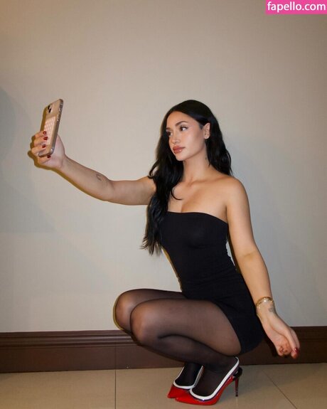 Leah Kateb
