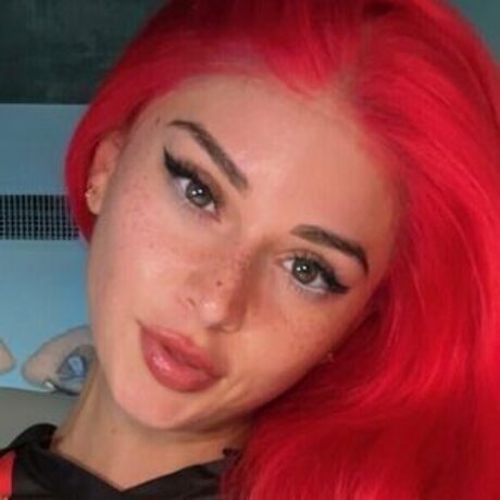 Naakte gelekte OnlyFans-foto van Toria Lorraine