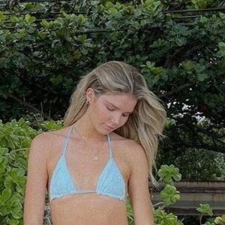 Ellie Thumann