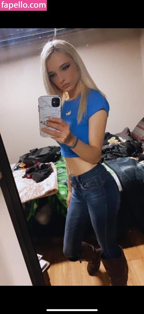 Kelly Lyn