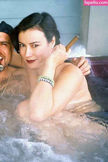 Jennifer Tilly