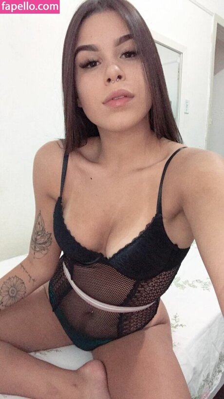 Naakte gelekte OnlyFans-foto van Priscila Evelyn
