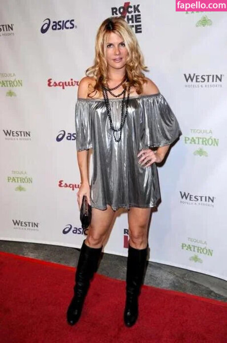 Courtney Hansen