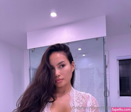 Naakte gelekte OnlyFans-foto van Daphnejoy