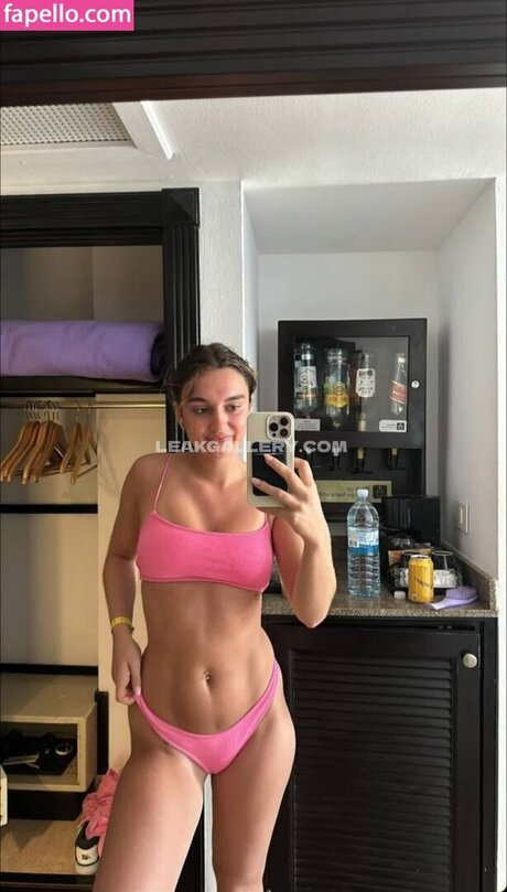 Naakte gelekte OnlyFans-foto van Annabellegesson
