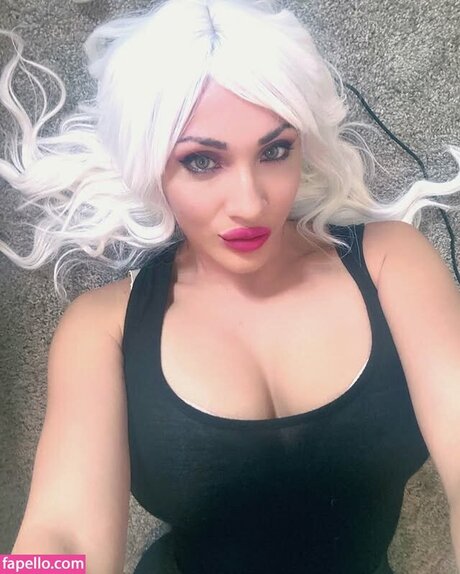 Naakte gelekte OnlyFans-foto van Slanofflames