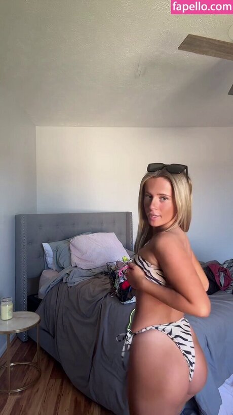 Naakte gelekte OnlyFans-foto van Livromanoo