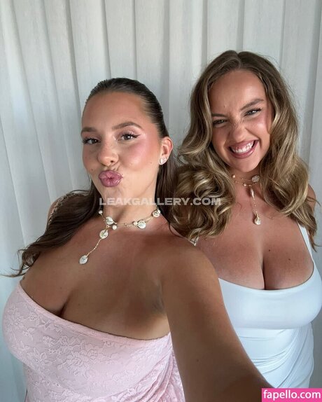 Naakte gelekte OnlyFans-foto van Joannvdherik