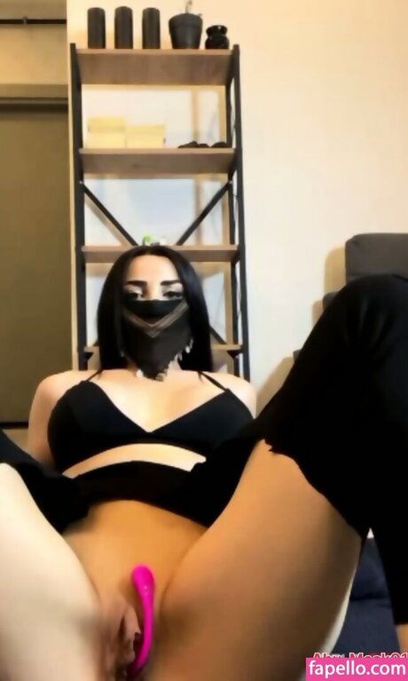 Ahumask01