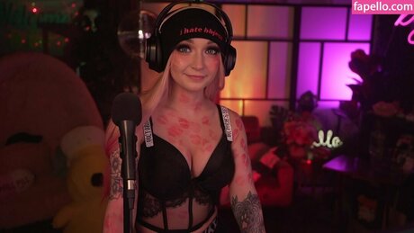 Naakte gelekte OnlyFans-foto van Bbjessttv