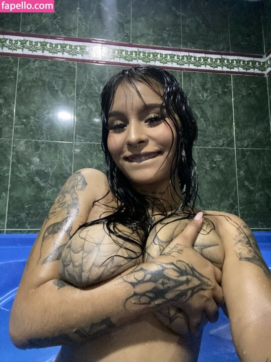 Naakte gelekte OnlyFans-foto van Shalydaniela #84 Naakte gelekte OnlyFans-foto van Shalydaniela #84