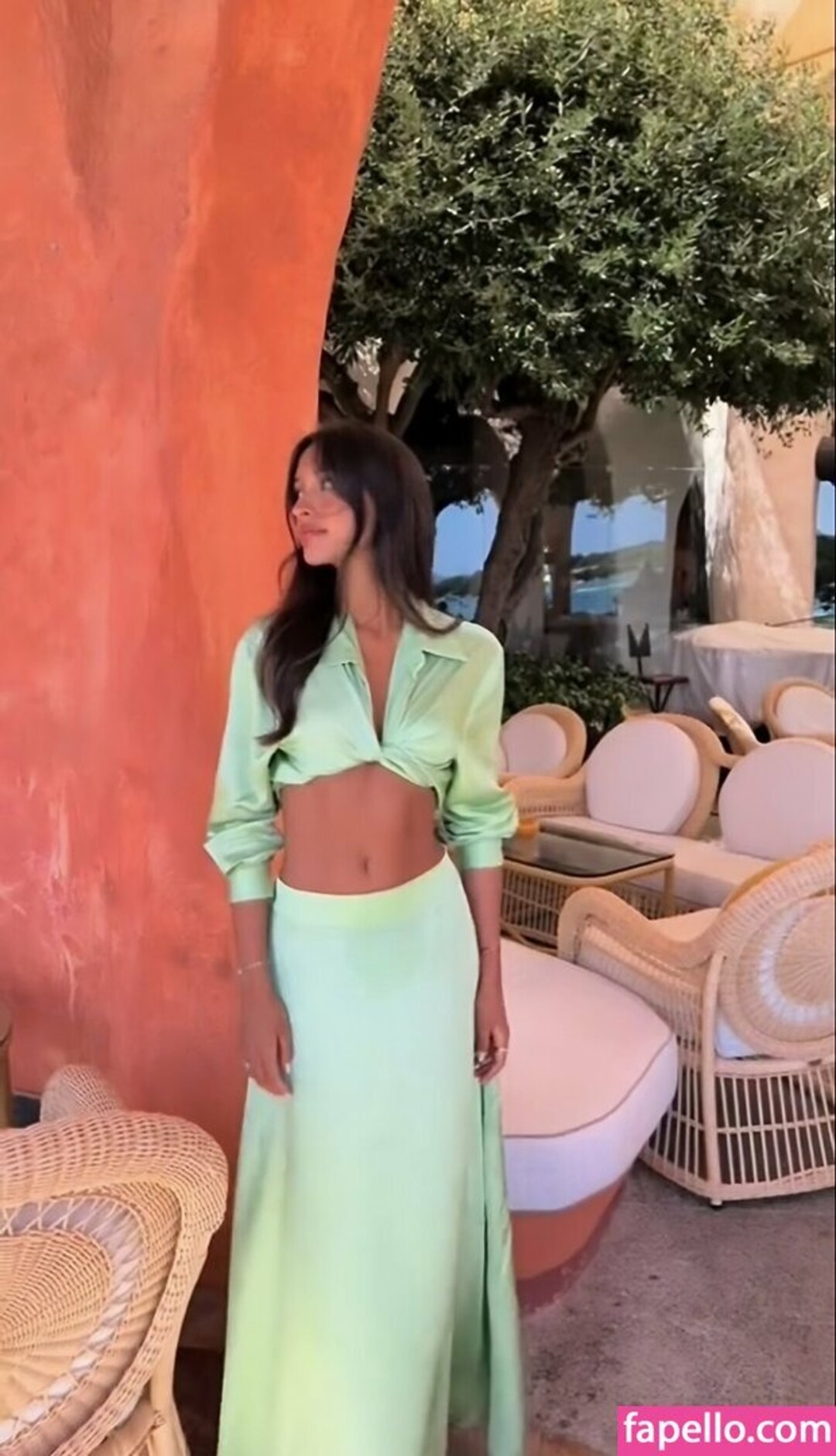 Naakte gelekte OnlyFans-foto van Alexandra Saint Mleux #25 Naakte gelekte OnlyFans-foto van Alexandra Saint Mleux #25