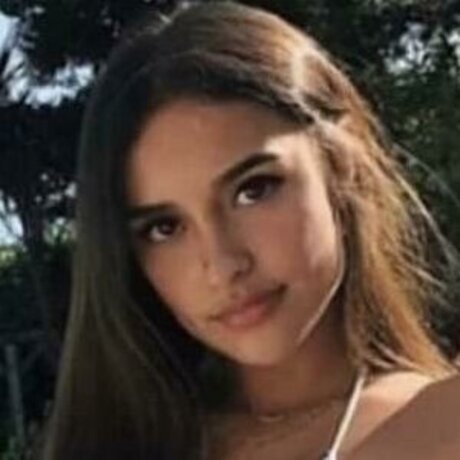 Alexandra Saint Mleux