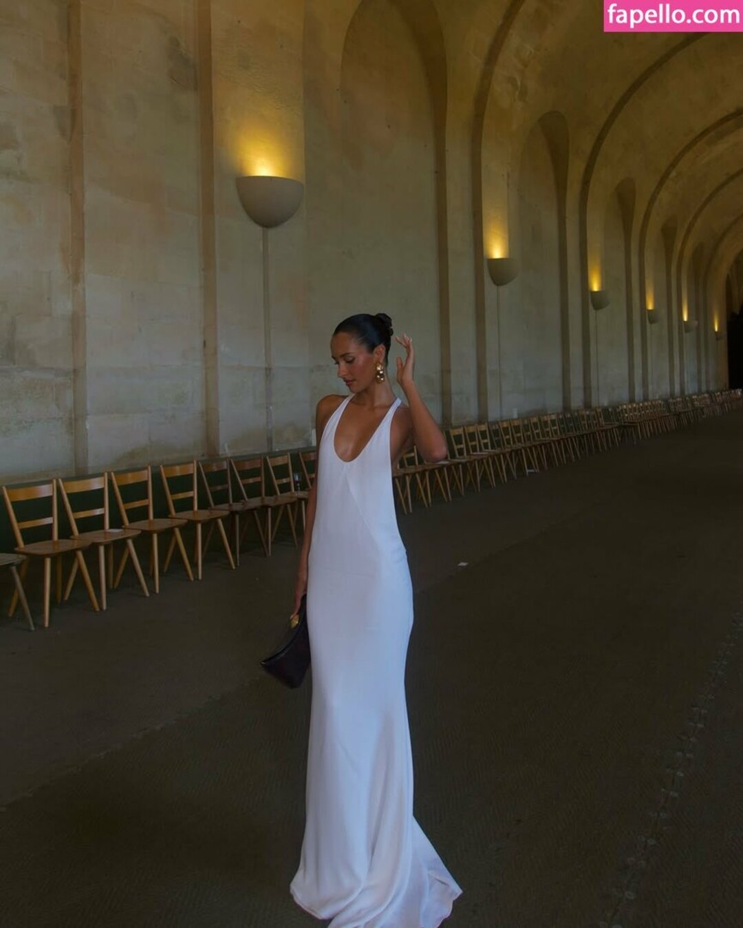 Naakte gelekte OnlyFans-foto van Alexandra Saint Mleux #84 Naakte gelekte OnlyFans-foto van Alexandra Saint Mleux #84