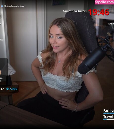 Naakte gelekte OnlyFans-foto van Melina Goransson