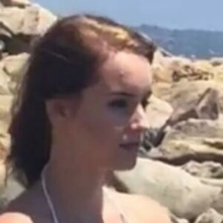 Naakte gelekte OnlyFans-foto van Omgitsfirefoxx