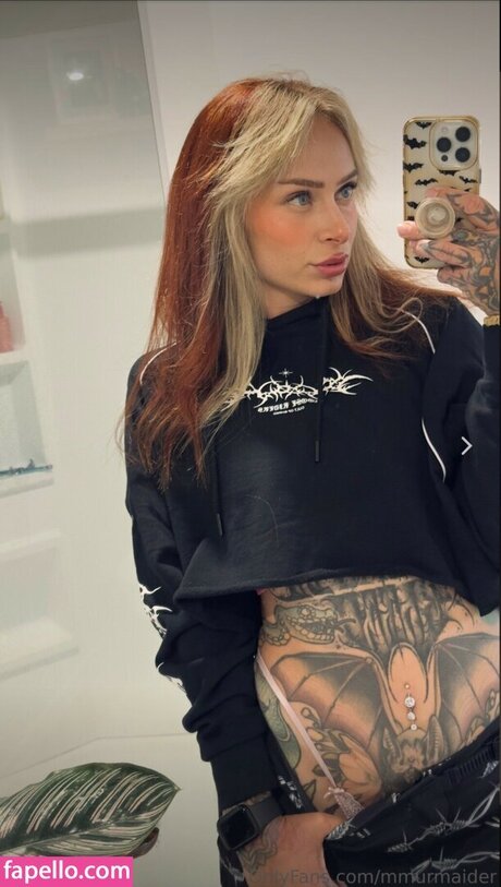 Naakte gelekte OnlyFans-foto van Emma Olofsson