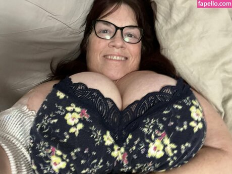 Grandma_Nika