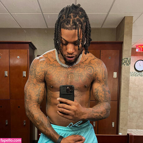 Naakte gelekte OnlyFans-foto van Cj So Cool