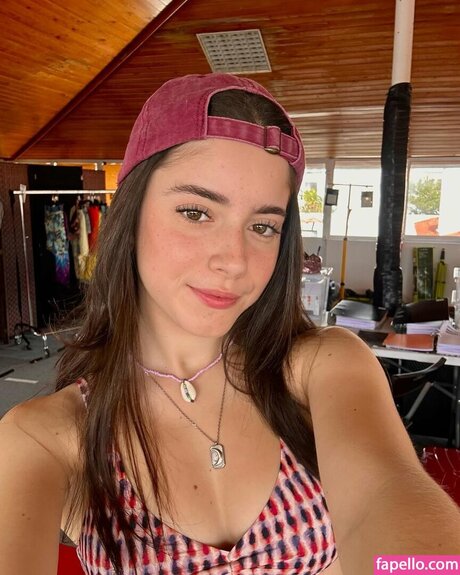 Madalena Arago
