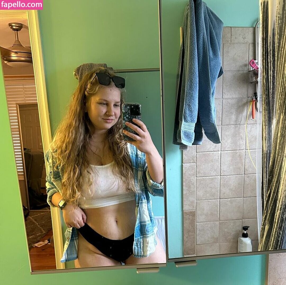 Naakte gelekte OnlyFans-foto van Ivy Andrews #16 Naakte gelekte OnlyFans-foto van Ivy Andrews #16