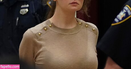 Naakte gelekte OnlyFans-foto van Anna Delvey