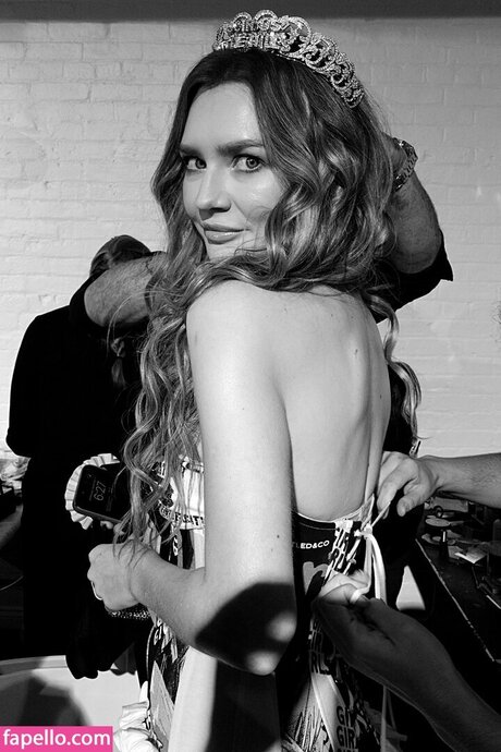 Anna Delvey